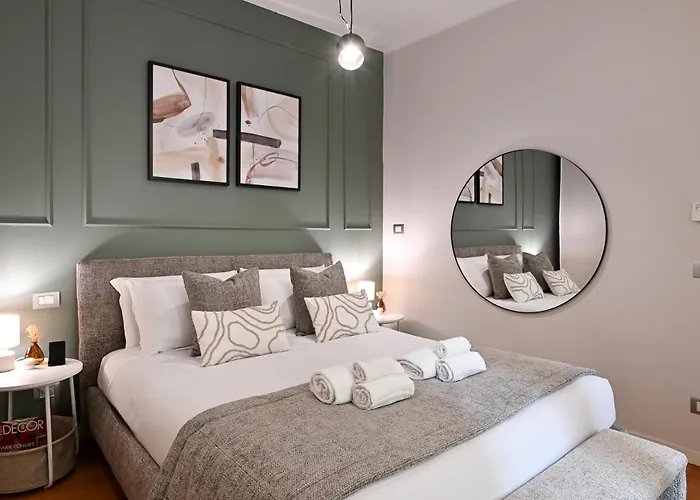 Apartment Monti Luxury Patio Rom